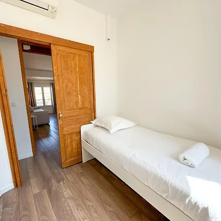 Wood Forville Suquet View Cannes