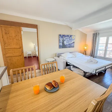 Wood Forville Suquet View Cannes